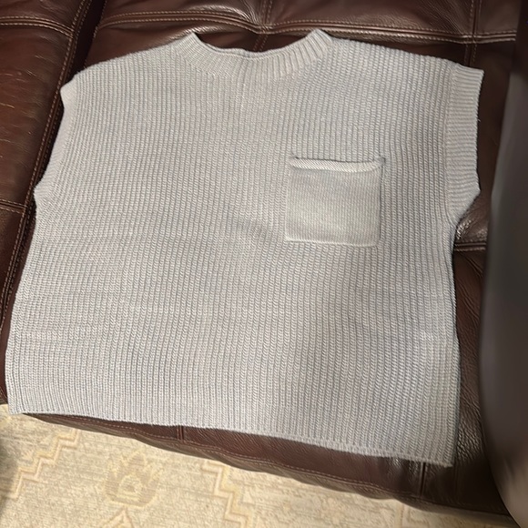 NWOT Ugerlov knit pullover short sleeve Crochet Sweater Size M LIGHT Gray Color - Picture 3 of 14